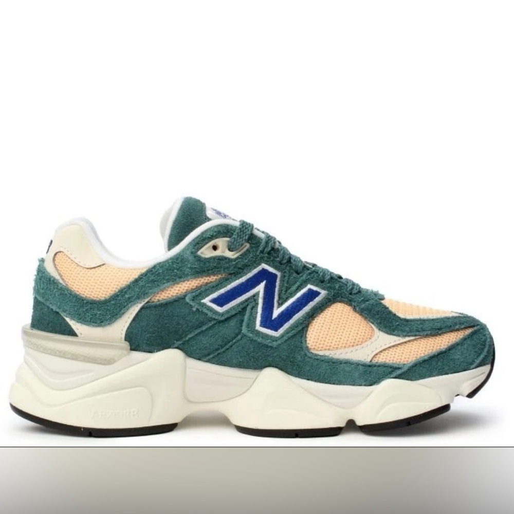 New Balance 9060 New Spruce Peach Blossom GC9060GP Womens New sz 9.5 Men’s 8